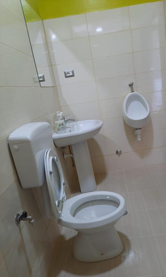 Select City Center Hotel Tiranë Luaran gambar