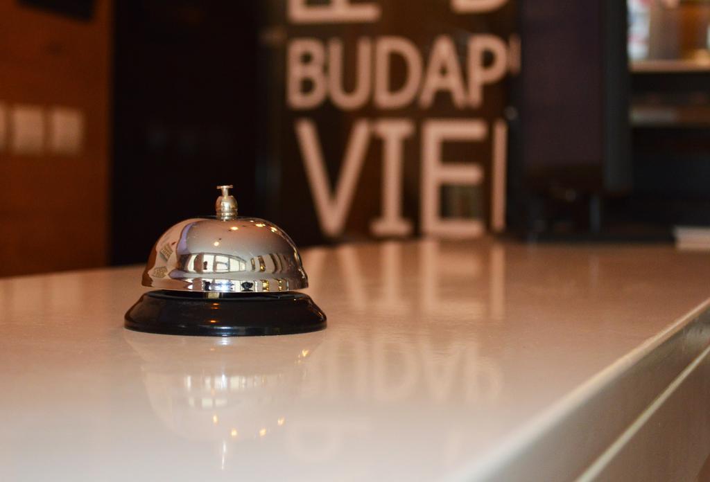 Select City Center Hotel Tiranë Luaran gambar