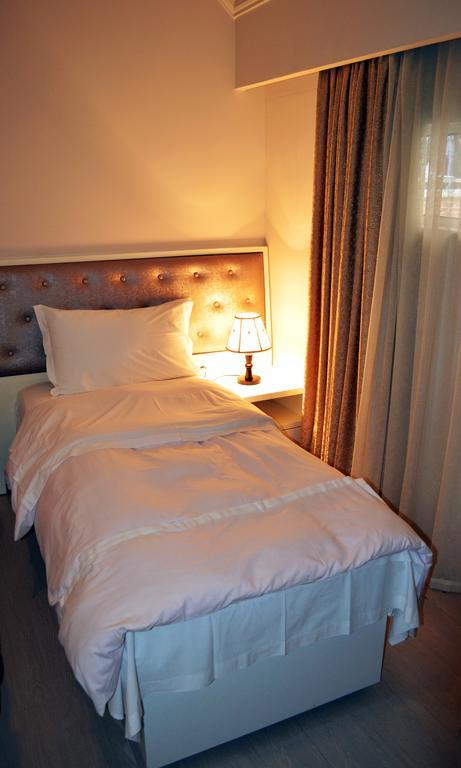 Select City Center Hotel Tiranë Luaran gambar